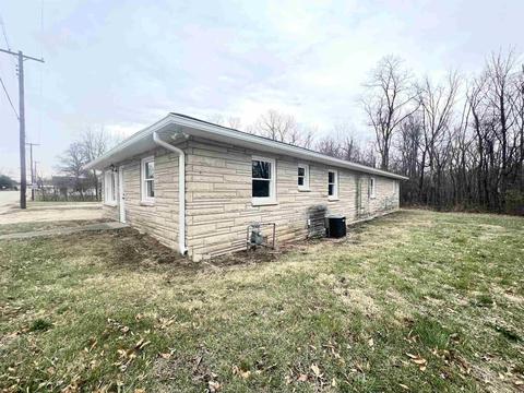 7866 E State St, Dugger, IN 47848 photo 14