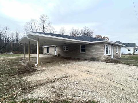 7866 E State St, Dugger, IN 47848 photo 15