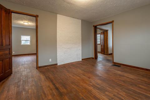 810 E State St, Albany, IN 47320 photo 12