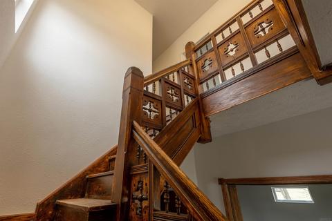 810 E State St, Albany, IN 47320 photo 5