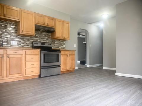 355 West St, Waterloo, IN 46793 photo 3
