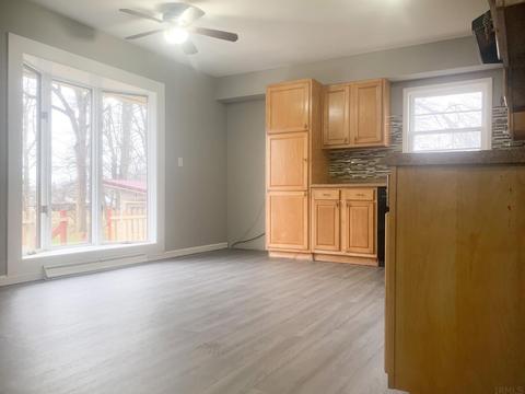 355 West St, Waterloo, IN 46793 photo 4