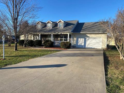 170 Diamond St, Mitchell, IN 47446 photo 1