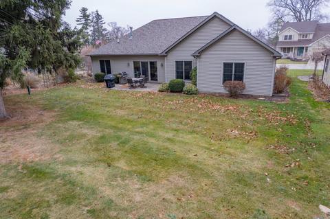 30 Studio Dr, Wabash, IN 46992 photo 2