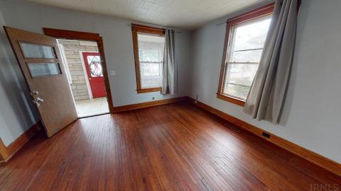 412 W 9th St, Jasper, IN 47546 photo 4