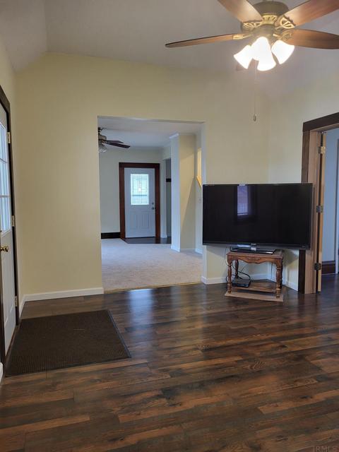 201 E Main St, Chalmers, IN 47929 photo 17