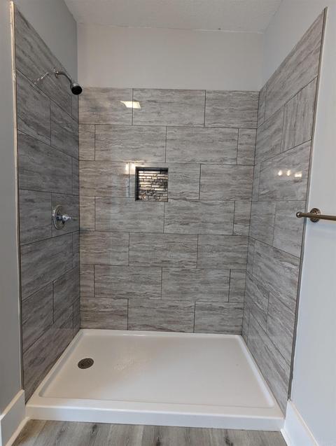 411 E King St, Garrett, IN 46738 photo 17