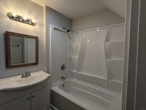 411 E King St, Garrett, IN 46738 photo 31