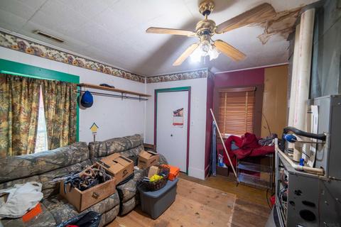 747 Starr Ln, Bedford, IN 47421 photo 10