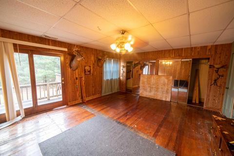 747 Starr Ln, Bedford, IN 47421 photo 7