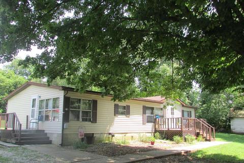 945 S 9th St, Mitchell, IN 47446 photo 2