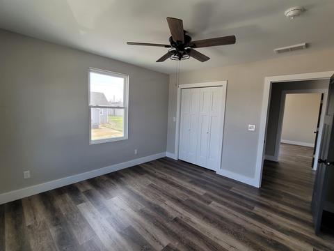 1904 11th St, Bedford, IN 47421 photo 33
