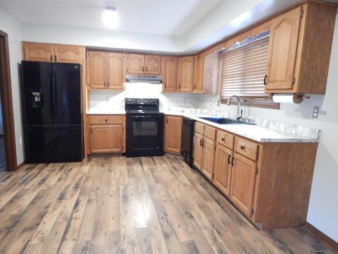 833 Cassidy Ln, Mitchell, IN 47446 photo 3