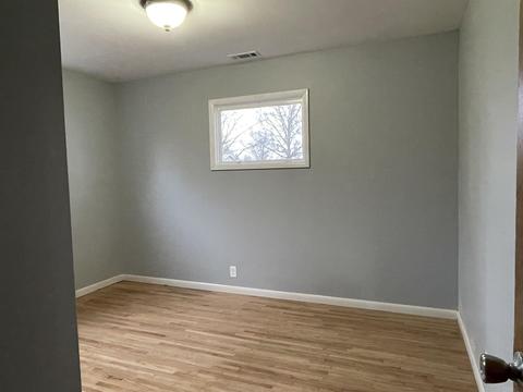 515 E North St, Dunkirk, IN 47336 photo 10
