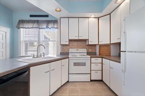 211 E 2nd St, Mount Carmel, IL 62863 photo 15