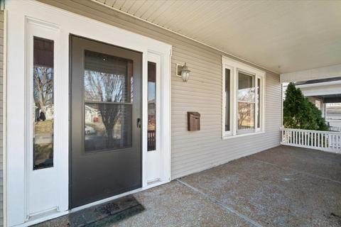 211 E 2nd St, Mount Carmel, IL 62863 photo 4