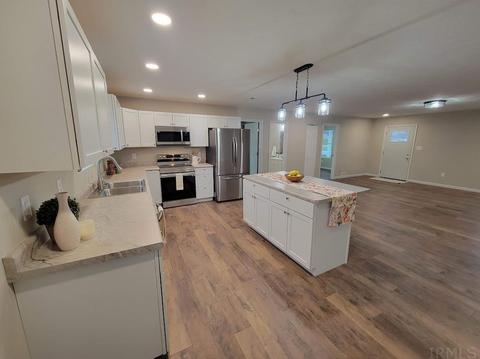 507 Crawford St, Mitchell, IN 47446 photo 9