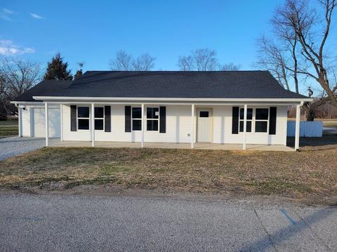 507 Crawford St, Mitchell, IN 47446 photo 1