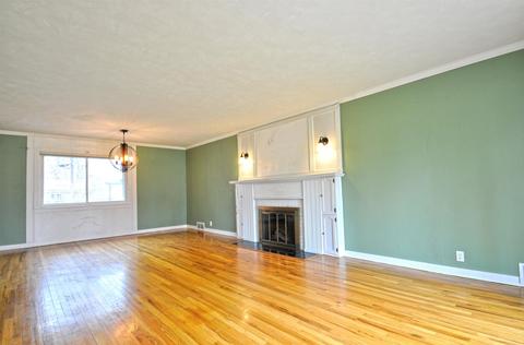 233 Devonshire Dr, South Bend, IN 46615 photo 5