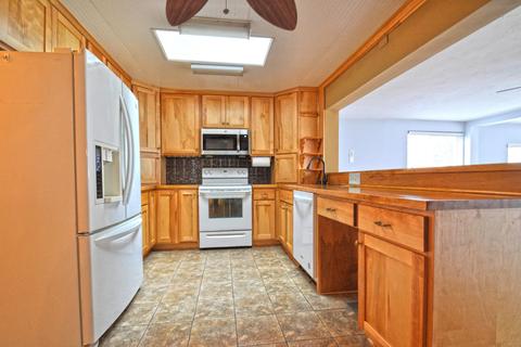 233 Devonshire Dr, South Bend, IN 46615 photo 8