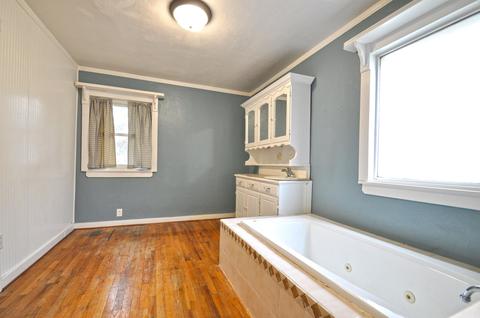 233 Devonshire Dr, South Bend, IN 46615 photo 15
