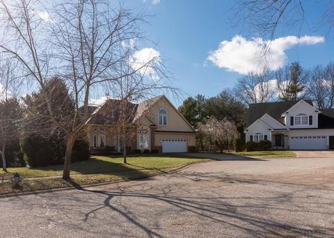 3202 E Kristen Ct, Bloomington, IN 47401 photo 2
