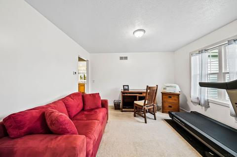50849 Sturbridge Dr, Granger, IN 46530 photo 12