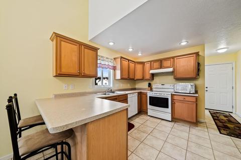 50849 Sturbridge Dr, Granger, IN 46530 photo 7