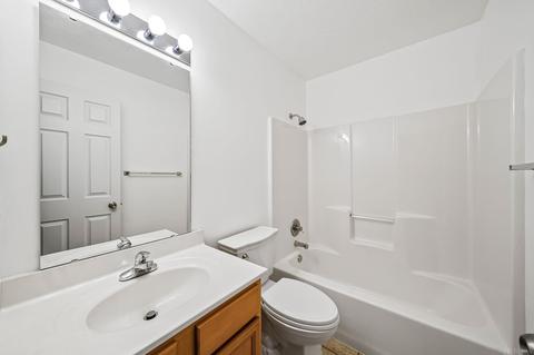 50849 Sturbridge Dr, Granger, IN 46530 photo 18