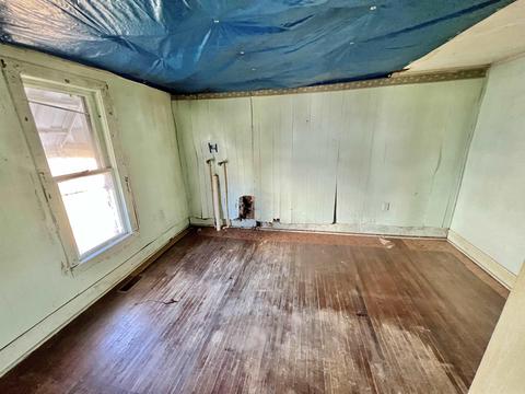 159 NW 3rd St, Linton, IN 47441 photo 7