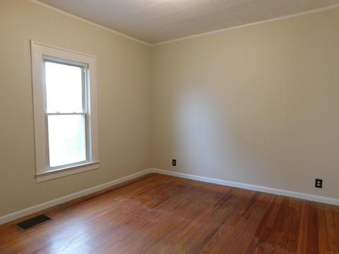 448 N 8th St, Mitchell, IN 47446 photo 9