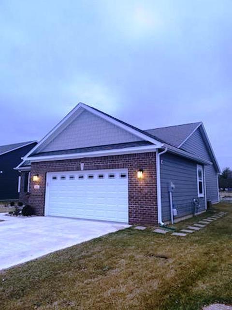 606 Donegal Dr, Pendleton, IN 46064 photo 11