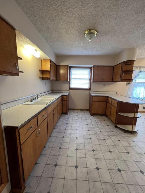 518 W Vine St, Mitchell, IN 47446 photo 10