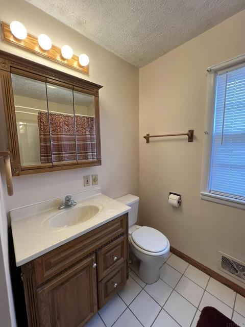 518 W Vine St, Mitchell, IN 47446 photo 13
