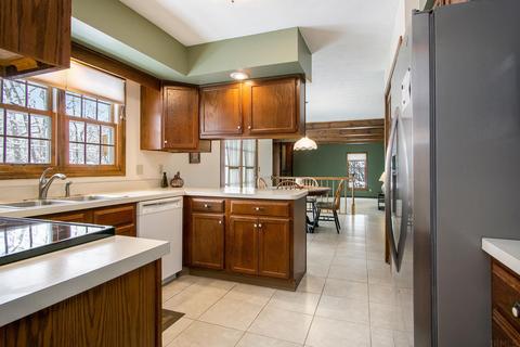 52492 Windover Ln, Granger, IN 46530 photo 8