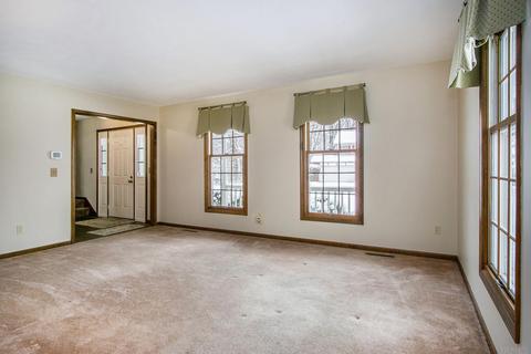 52492 Windover Ln, Granger, IN 46530 photo 6