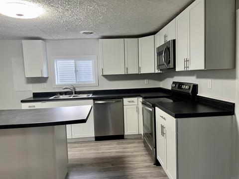 313 W Vine St, Mitchell, IN 47446 photo 9