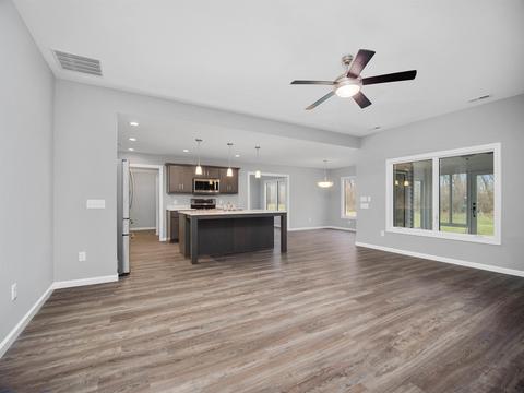2160 Freestone Pl, Huntertown, IN 46748 photo 4
