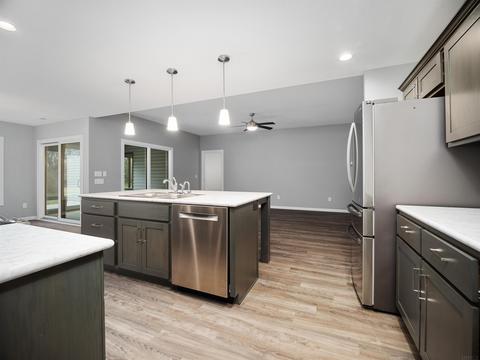 2160 Freestone Pl, Huntertown, IN 46748 photo 9