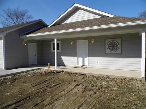 109 Packett Ave, Delphi, IN 46923 photo 2