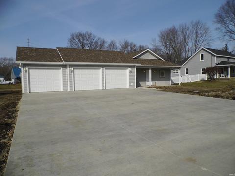 109 Packett Ave, Delphi, IN 46923 photo 1