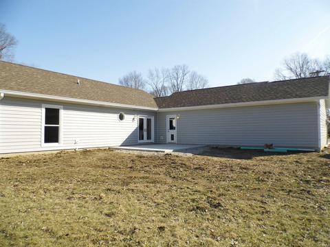 109 Packett Ave, Delphi, IN 46923 photo 4