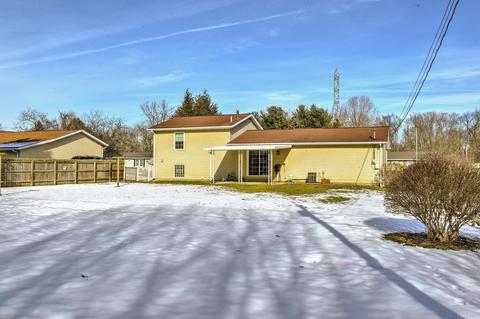 22224 Hanover Dr, Bristol, IN 46507 photo 4