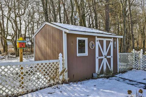 22224 Hanover Dr, Bristol, IN 46507 photo 5