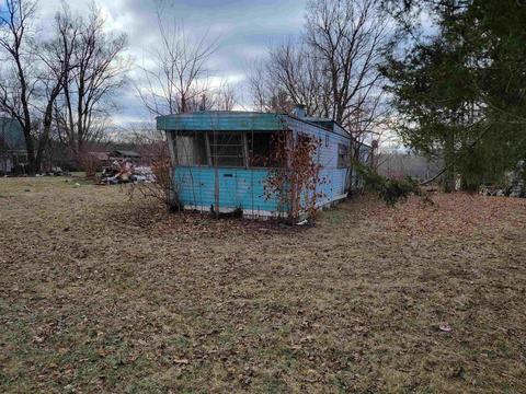 2719 E Wise St, New Castle, IN 47362 photo 5
