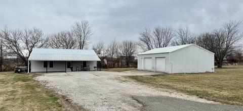 900 Diana St, Mitchell, IN 47446 photo 1