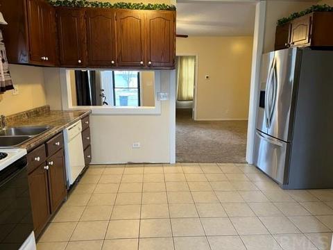 117 E Baltimore St, Garrett, IN 46738 photo 6