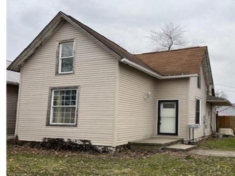 117 E Baltimore St, Garrett, IN 46738 photo 1