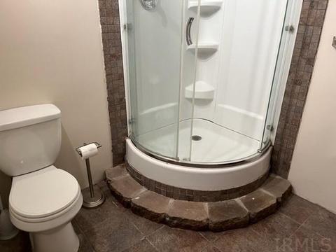 117 E Baltimore St, Garrett, IN 46738 photo 9