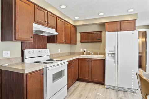 603 E Warfield St, Garrett, IN 46738 photo 8